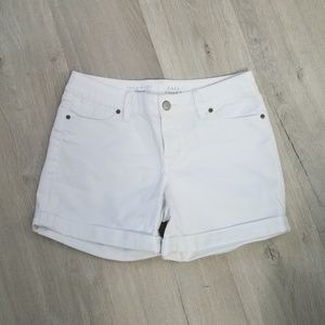 Limited White Stretch Denim Shorts - Sz 8